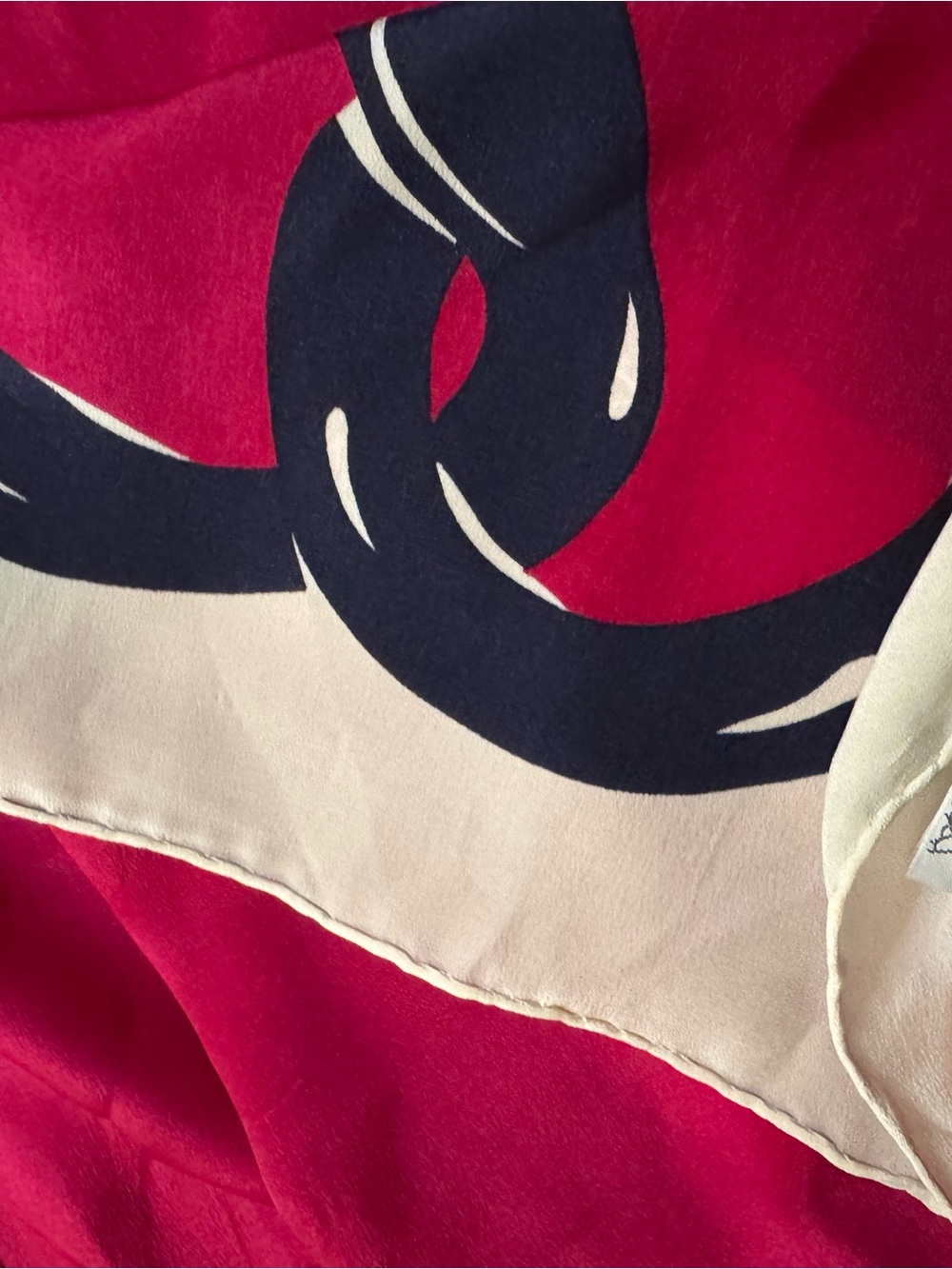 Chanel CC Logo Large Silk Square Scarf - Picture 4 of 7